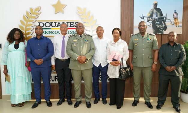 Des hauts cadres des régies financières djiboutiennes reçus à la Direction générale des Douanes​