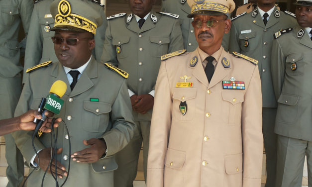 Visite du DG des Douanes au Chef d&rsquo;Etat Major Général des Armées