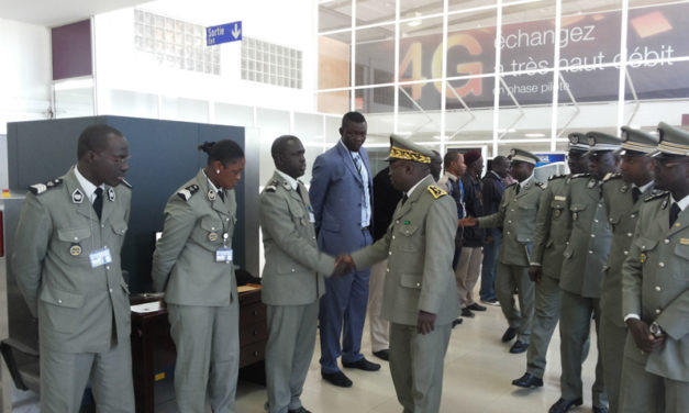 Visite du DG des Douanes sénégalaises à l&rsquo;Aéroport Léopold Sédar Senghor
