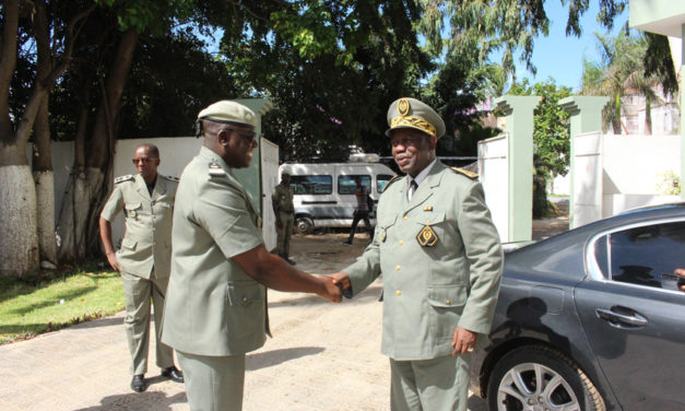 Visite du DG des Douanes M.Oumar Diallo à l&rsquo;école des Douanes