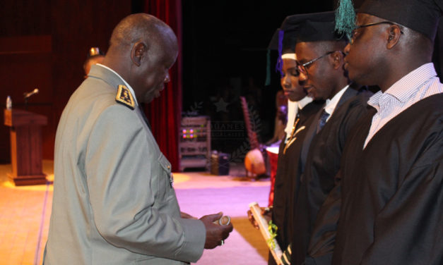 Sortants des 13ème,14ème et 15ème promo de la Douane: le DG, Oumar Diallo invite ces diplômés à respecter leur serment et à servir loyalement le Sénégal
