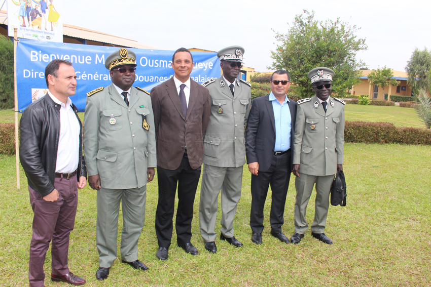 Visite du DG des Douanes Papa Ousmane Gueye à l&rsquo;usine Kiréne