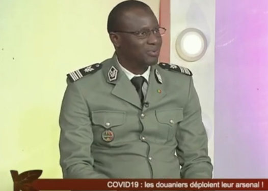 COVID-19 : Les douaniers déploient leur arsenal – Le Lt-Colonel Alpha Touré Diallo, invité de l&rsquo;émission Kinkéliba